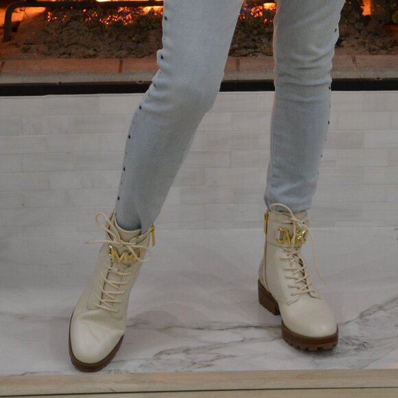 MICHAEL KORS ANKLE BOOTS SIZE 7.5 - Picture 2 of 15